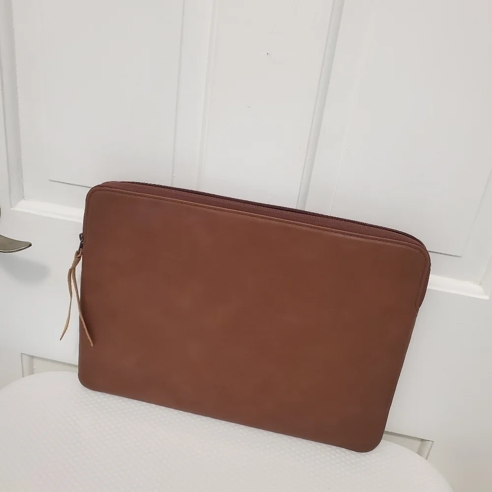 Comfyable Slim protective Laptop Zip Close Sleeve, Business, School